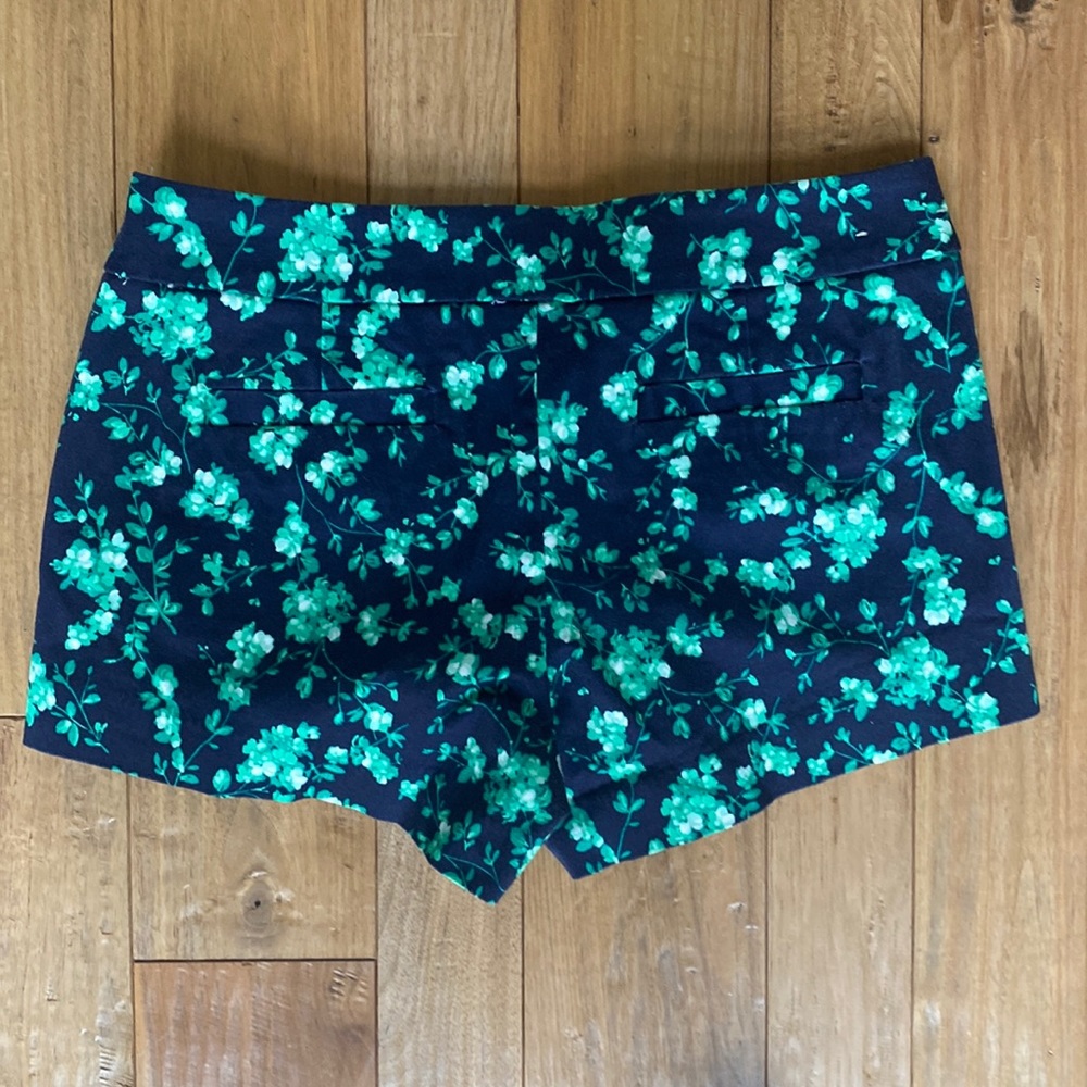 J Crew Stretch 3in Shorts - size 10